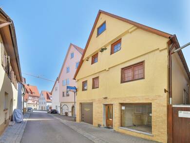 Mehrfamilienhaus zum Kauf 350.000 € 8 Zimmer 140 m² 153 m² Grundstück Markgröningen Markgröningen 71706