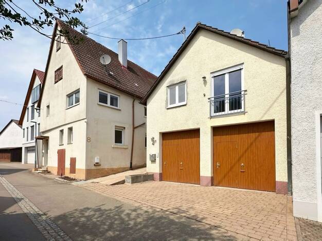 Mehrfamilienhaus zum Kauf 225.000 € 9 Zimmer 191,4 m² 254 m² Grundstück Dürrenzimmern Brackenheim 74336