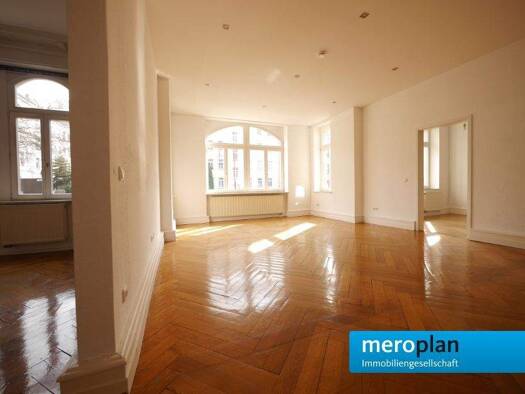 Wohnung zur Miete 975 € 3 Zimmer 134 m² EG Schilllerstraße 32 Altstadt Erfurt 99096