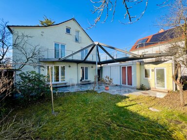 Einfamilienhaus zum Kauf 849.000 € 7 Zimmer 250 m² 680 m² Grundstück Villenkolonie Darmstadt 64297