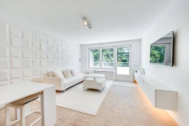 Wohnung zum Kauf 590.000 € 2,5 Zimmer 88,7 m² Dachgeschoss, 2. Geschoss Unterhaching 82008