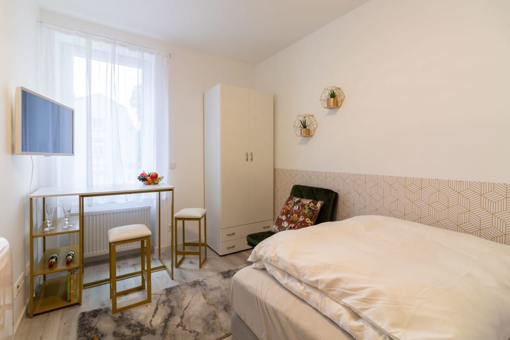 Wohnung zur Miete Wohnen auf Zeit 1.050 € 1 Zimmer 22 m²<br/>Wohnfläche 07.01.2025<br/>Verfügbarkeit Wehrhofstraße Rödelheim Frankfurt am Main 60489