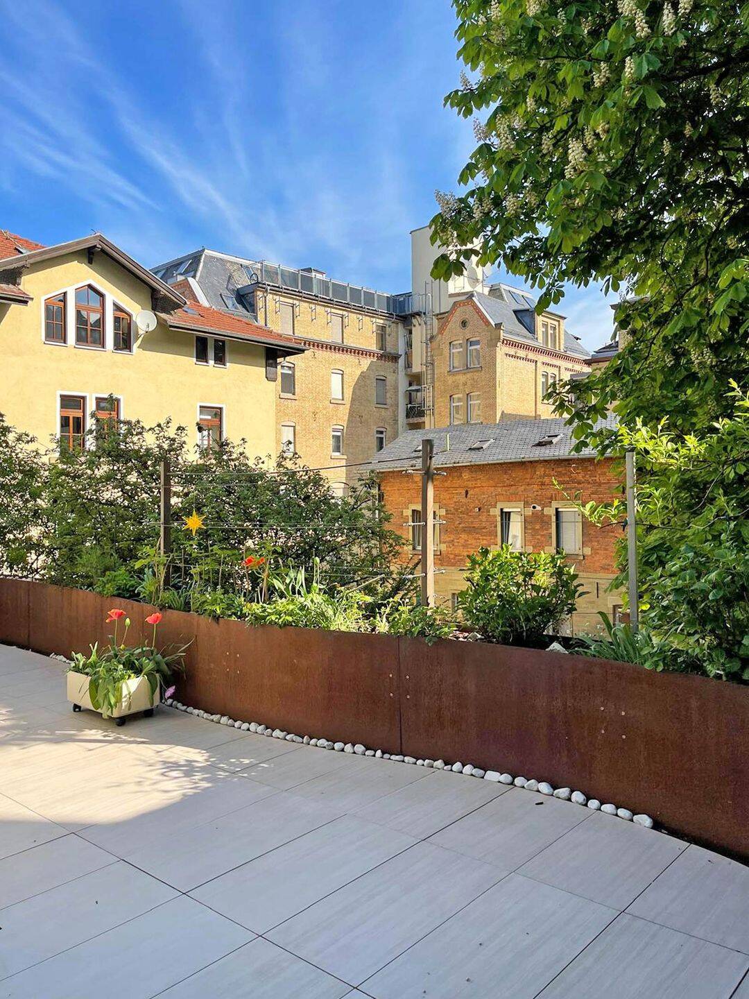 Property thumbnail 2