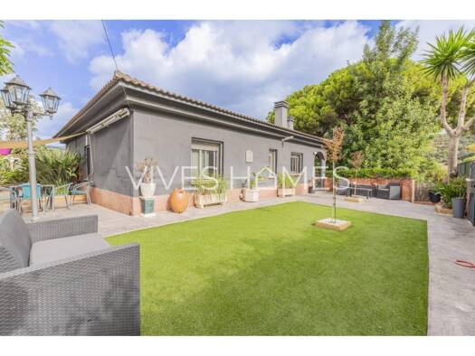 Villa zum Kauf 575.000 € 5 Zimmer 227 m² 631 m² Grundstück Arenys de Munt 08358