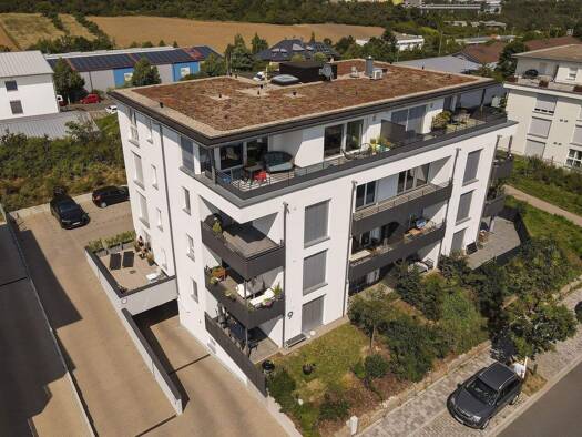 Penthouse zum Kauf 729.000 € 3 Zimmer 114,8 m² 4. Geschoss frei ab sofort Friederike-Nadig-Straße 9 Gerbrunn 97218