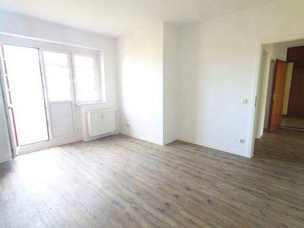 Wohnung zur Miete 461 € 3 Zimmer 66,9 m² 2. Geschoss frei ab 02.04.2026 Flechtinger Str. 27 Stadtfeld West Magdeburg 39110
