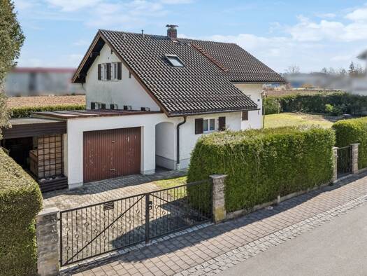 Einfamilienhaus zur Miete 1.400 € 5 Zimmer 108 m² 440 m² Grundstück frei ab 15.11.2025 Neugilching Gilching 82205