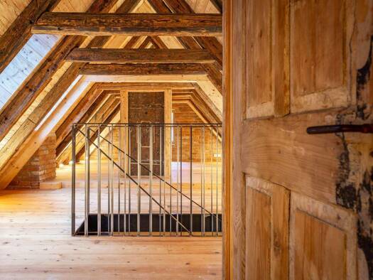 Wohnung zur Miete 1.850 € 4 Zimmer 129 m² frei ab 01.04.2026 Altstadt Landshut 84028