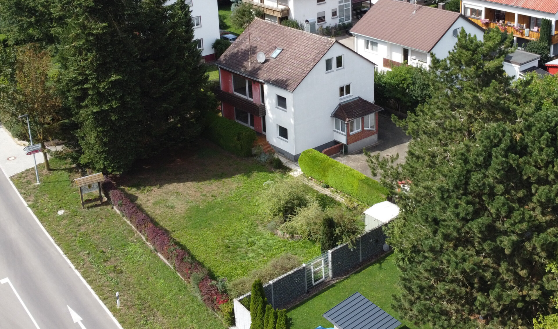 Mehrfamilienhaus zum Kauf 369.000 € 9 Zimmer 200 m²<br/>Wohnfläche 850 m²<br/>Grundstück Bernstadt 89182