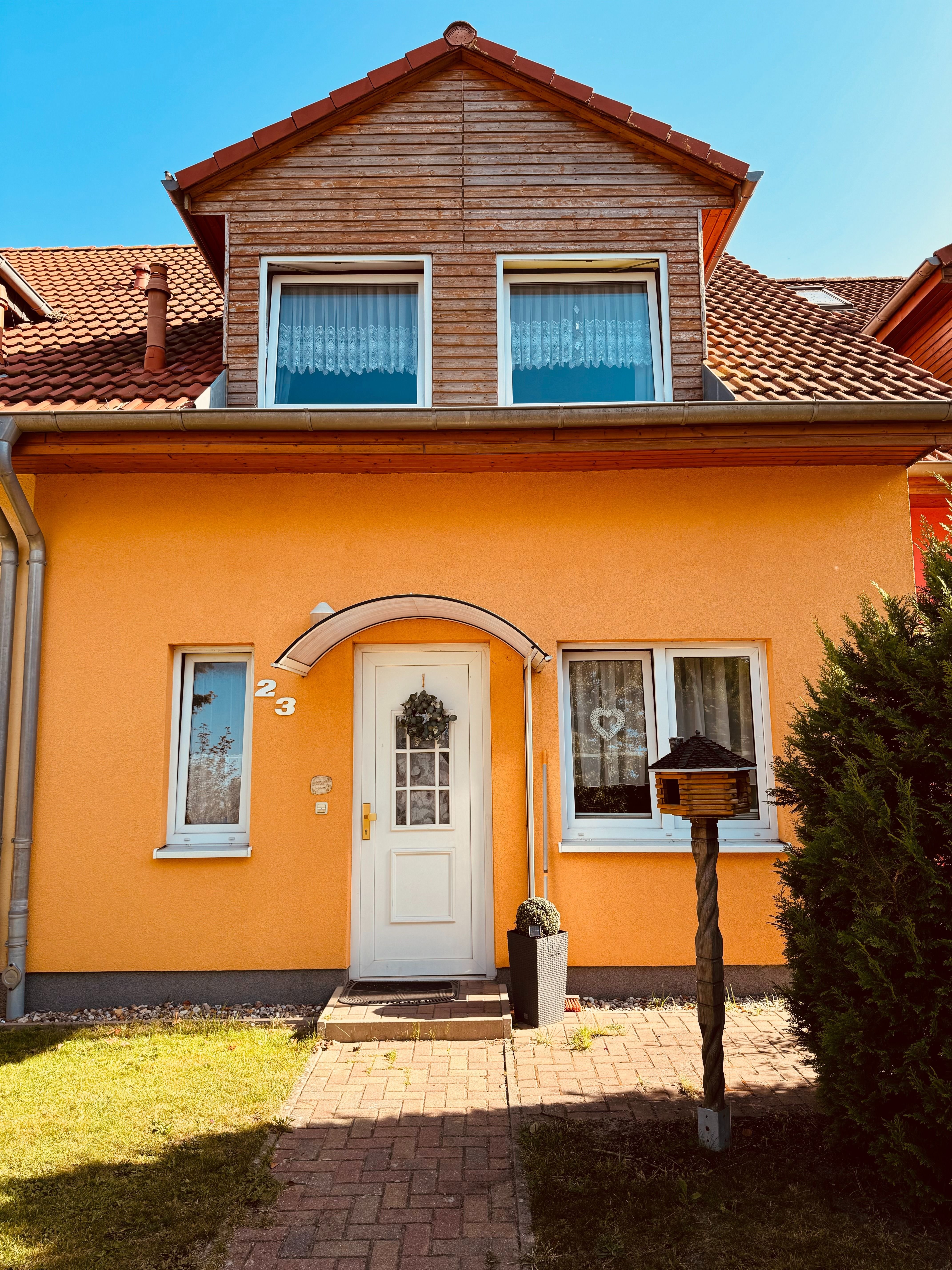 Reihenmittelhaus zum Kauf 305.000 € 4 Zimmer 100 m²<br/>Wohnfläche 240 m²<br/>Grundstück Fettenvorstadt / Stadtrandsiedlung Greifswald 17489