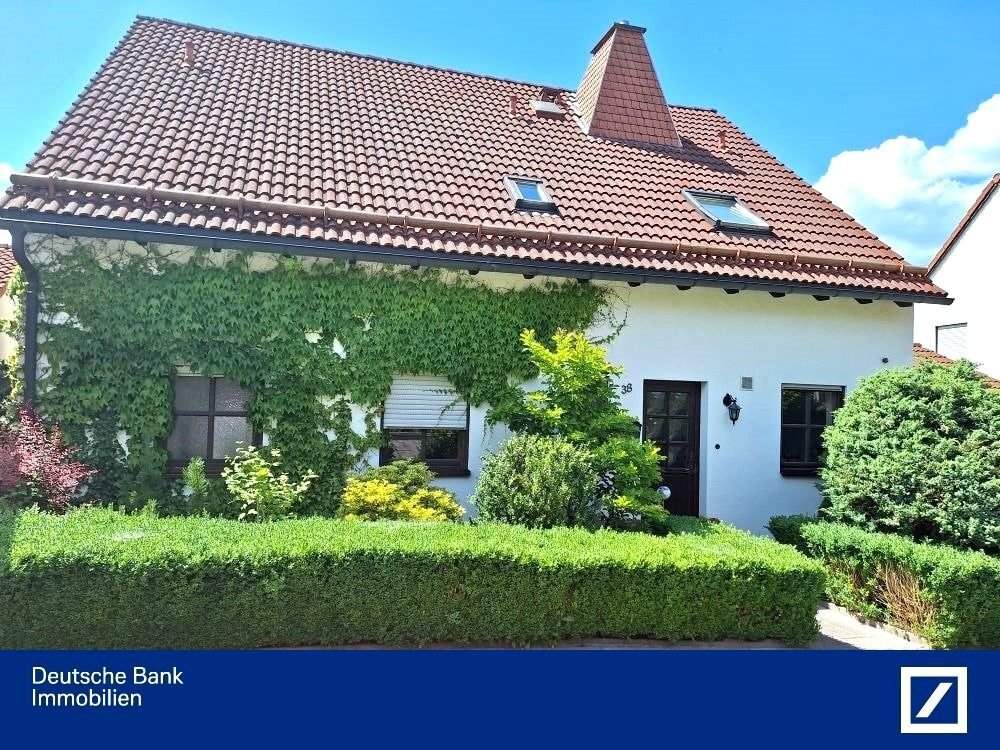 Einfamilienhaus zum Kauf 349.000 € 9 Zimmer 170 m²<br/>Wohnfläche 419 m²<br/>Grundstück Erlau Schleusingen 98553