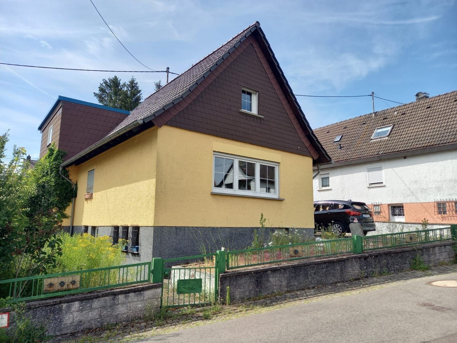 Einfamilienhaus zum Kauf 235.000 € 3,5 Zimmer 155 m²<br/>Wohnfläche 750 m²<br/>Grundstück ab sofort<br/>Verfügbarkeit Wormser Strasse Hermann-Röchling-Höhe Völklingen 66333