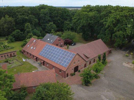 Bauernhaus zum Kauf 770.000 € 15 Zimmer 400 m² 23.520 m² Grundstück Dickel / Dönsel 49453