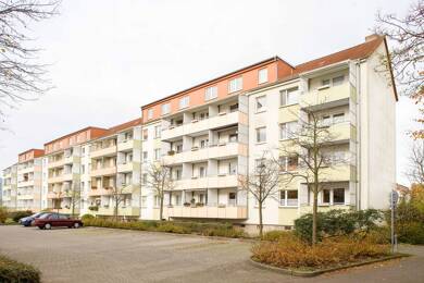 Wohnung zur Miete 344 € 3 Zimmer 61,3 m² Dachgeschoss Am Anger 9 Stadtgebiet Süd Neubrandenburg 17033