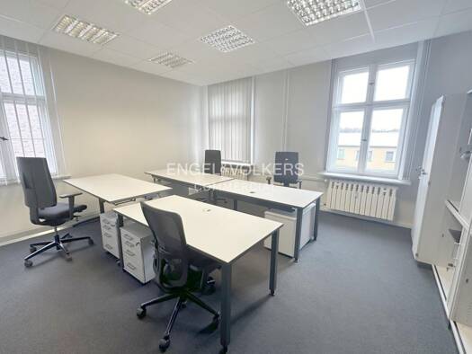 Büro zur Miete 18 € 179 m² Bürofläche teilbar ab 179 m² Berlin 13158