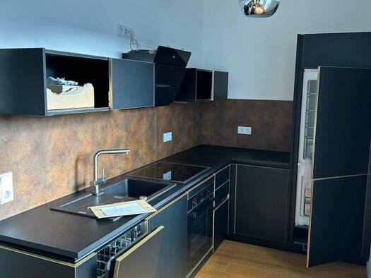 Wohnung zur Miete 1.100 € 2 Zimmer 52 m² 4. Geschoss frei ab sofort Von Reiner Str. 24 Kasernenviertel Regensburg 93053