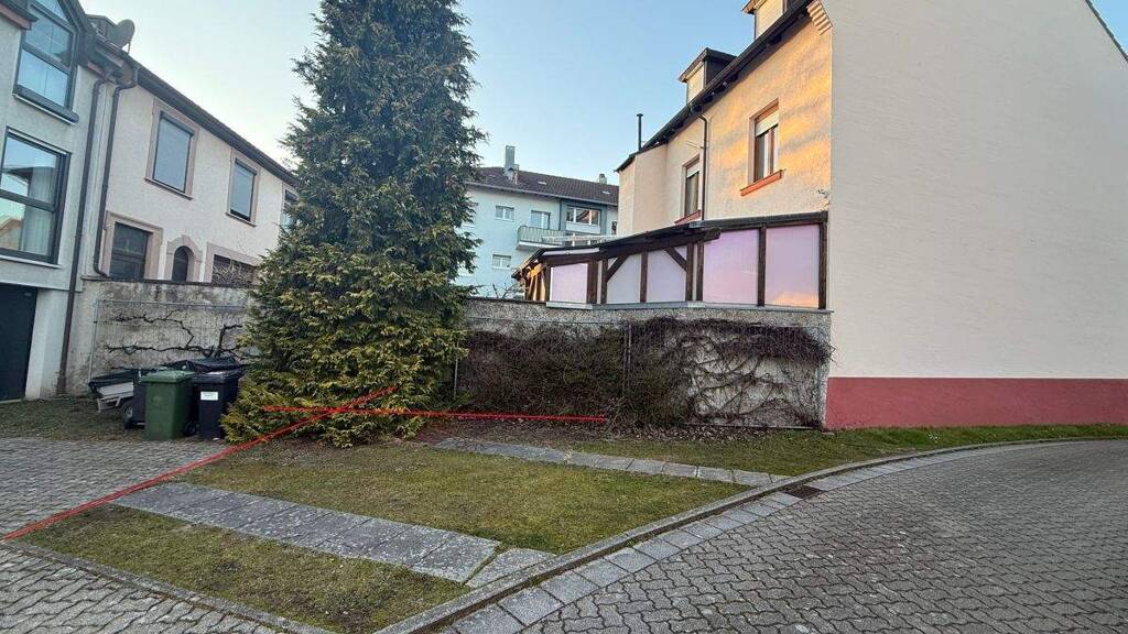 Außenstellplatz zur Miete 100 € Ettlingen 76275