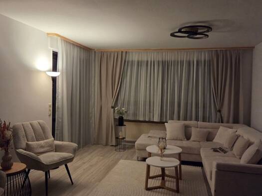 WG-Zimmer zur Miete 425 € 15 m² Geschoss 1/2 frei ab 01.09.2026 Boxdorf Nordwestliche Außenstadt 90427