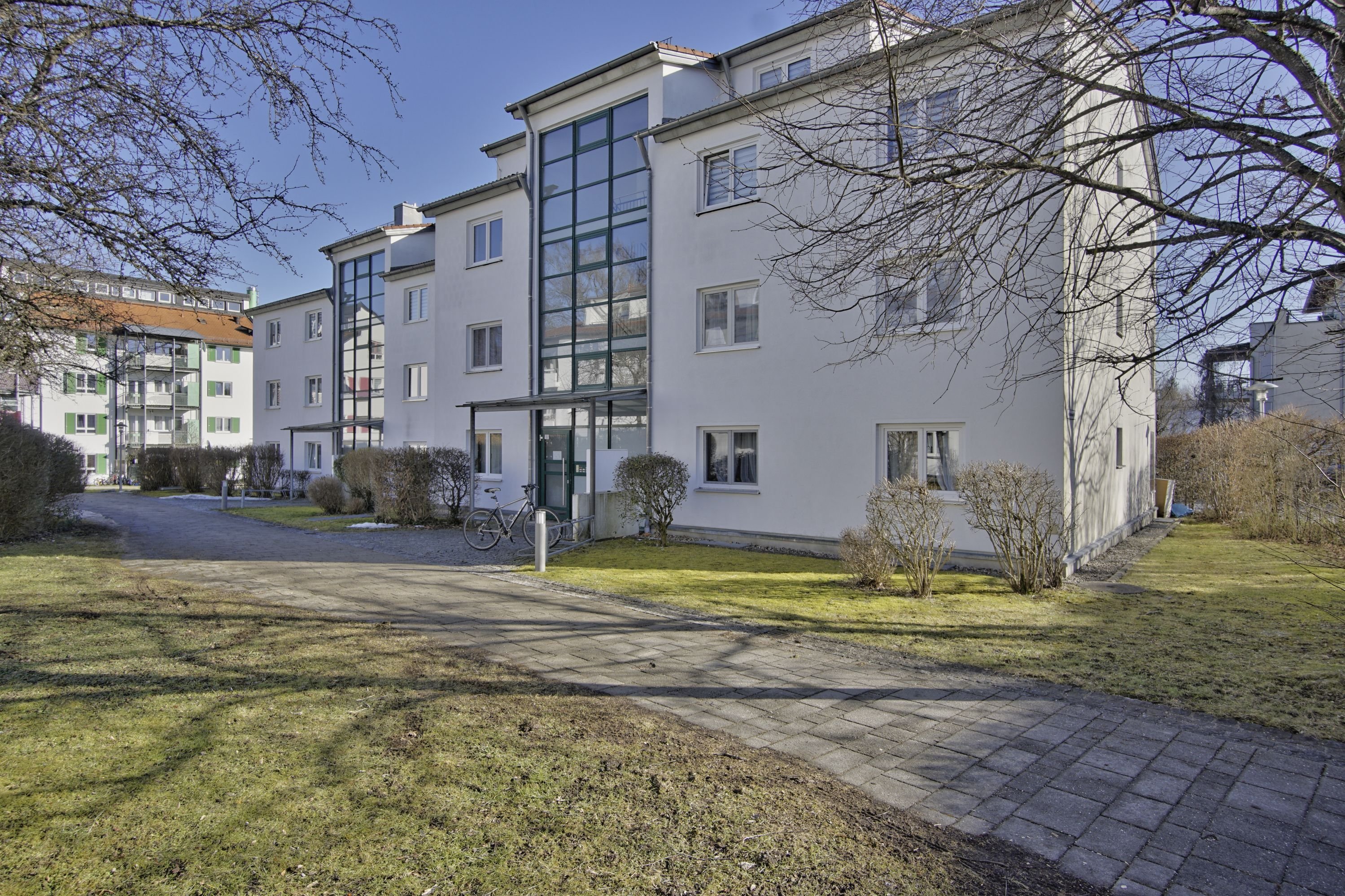 Mehrfamilienhaus zum Kauf provisionsfrei 478 m²<br/>Wohnfläche 4.215 m²<br/>Grundstück Am Sonnenhof 9 Starnberg Starnberg 82319