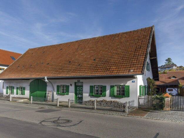 Bauernhaus zum Kauf 799.000 € 10 Zimmer 235 m² 1.094 m² Grundstück Nandlstadt 85405