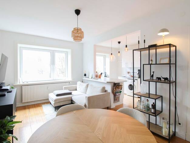 Sonstiges zum Kauf als Kapitalanlage geeignet 399.000 € 2,5 Zimmer 61 m² Winterhude Nord 22299