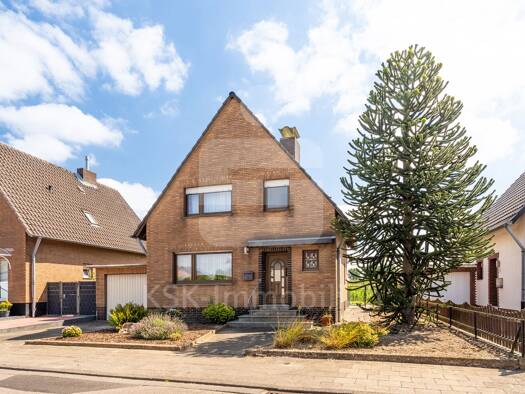 Einfamilienhaus zum Kauf 269.000 € 4 Zimmer 88,3 m² 403 m² Grundstück Berrendorf Elsdorf 50189