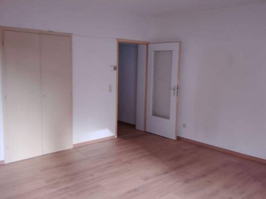Wohnung zur Miete 450 € 2 Zimmer 52 m² 2. Geschoss frei ab sofort SchützenStr. 47 Siegen 57072