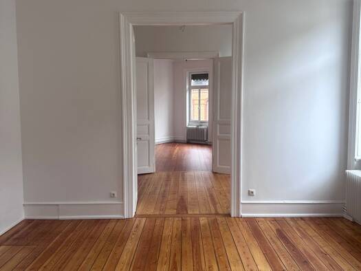 Wohnung zur Miete 2.360 € 4 Zimmer 112 m² Geschoss EG/3 frei ab sofort Wiesbaden 65193