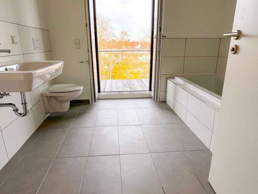 Penthouse zur Miete 1.820 € 3 Zimmer 140 m² Geschoss 2/3 frei ab sofort Landau Landau in der Pfalz 76829