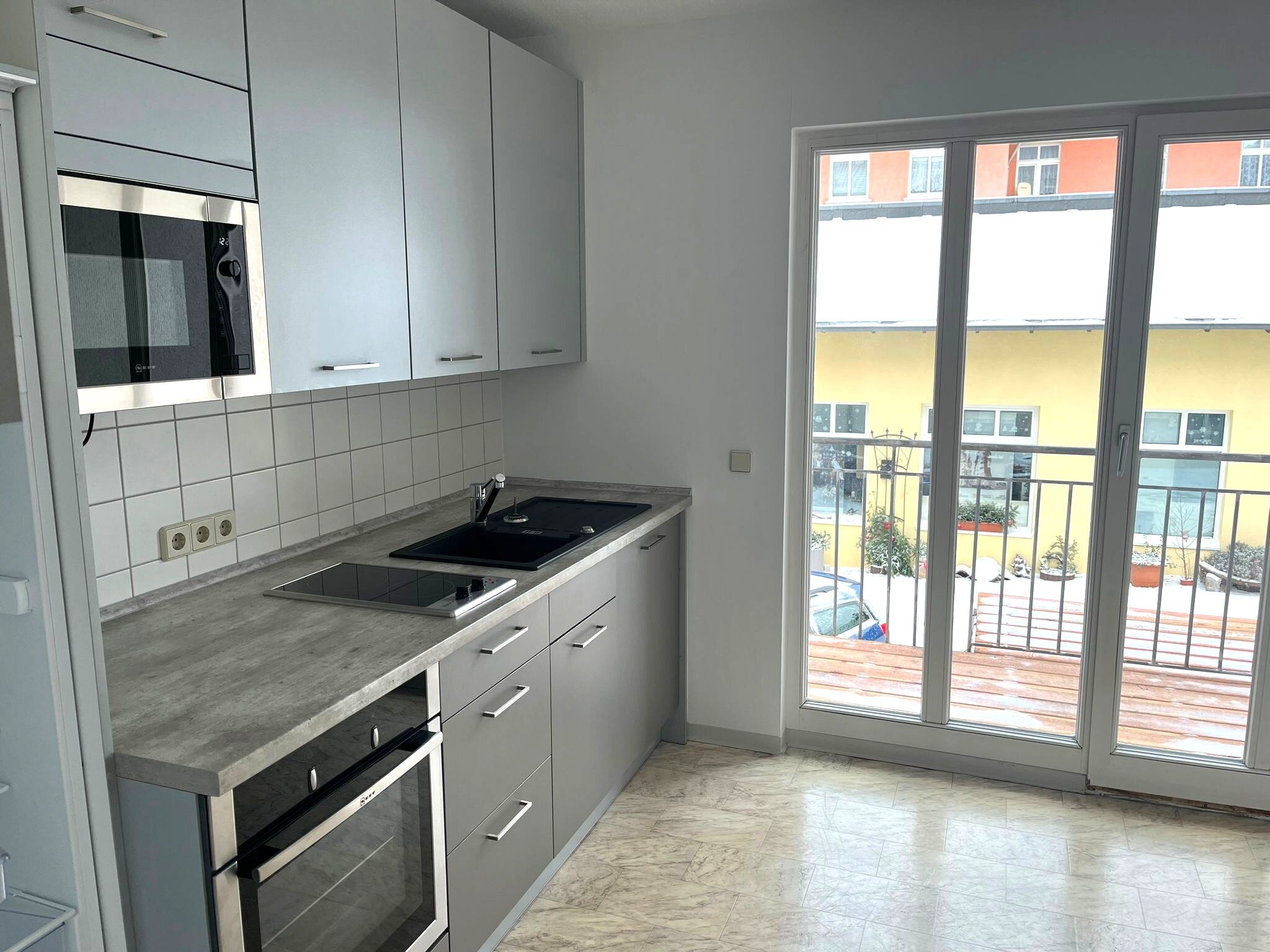 Wohnung zur Miete 469 € 2,5 Zimmer 67 m²<br/>Wohnfläche ab sofort<br/>Verfügbarkeit Bernhardstr. 19 Sonneberg Sonneberg 96515