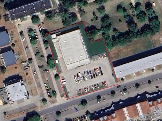 Ladenfläche zum Kauf 2.800.000 € 750 m² Verkaufsfläche Sandersdorf 06792