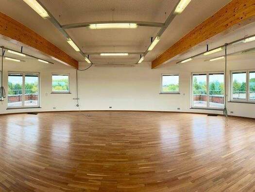 Bürofläche zur Miete provisionsfrei 8 € 1 Zimmer 112 m² Bürofläche Lehesterdeich Ost 28357