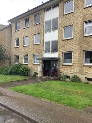 Wohnung zur Miete 500 € 4 Zimmer 71,3 m² 1. Geschoss frei ab sofort Marienburger Platz 5 Wahlbezirk 17 Itzehoe 25524