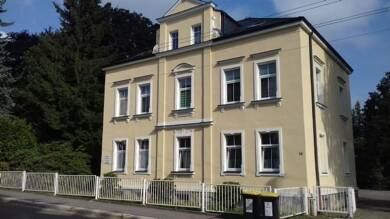 Wohnung zur Miete 230 € 2 Zimmer 48 m² EG frei ab sofort Waldenburger Straße 10 Limbach-Oberfrohna Limbach-Oberfrohna 09212