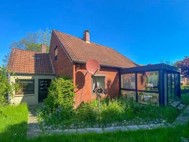 Einfamilienhaus zum Kauf 165.000 € 3,5 Zimmer 79 m² 704 m² Grundstück Bützfleth Stade 21683
