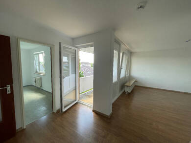 Wohnung zur Miete nur mit Wohnberechtigungsschein 384 € 3 Zimmer 77,3 m² 3. Geschoss Von-Weber-Str. 15 Herzogenaurach 3 Herzogenaurach 91074