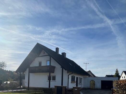 Einfamilienhaus zur Miete 1.200 € 6 Zimmer 150 m² 550 m² Grundstück Blechhammer Bodenwöhr 92439