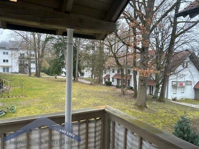 Immobilie in Aidenbach - Aidenbach sehr schöne 2-Zimmer-ETW in gepflegter Parkanlage - Bild 0