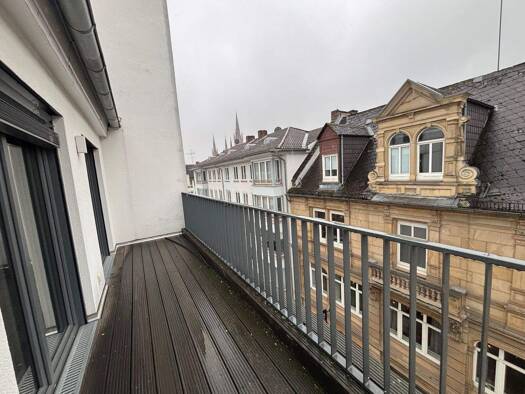 Wohnung zur Miete 1.685 € 3 Zimmer 82,2 m² 3. Geschoss frei ab sofort Bärenstr. 1-3 Wiesbaden 65183