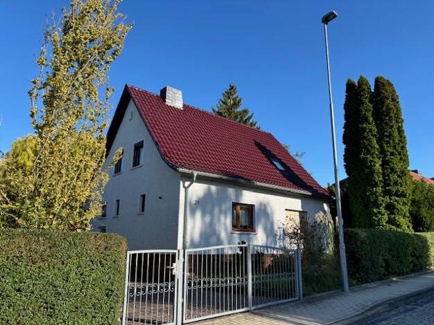 Haus zum Kauf 249.500 € 4 Zimmer 163 m² 2.049 m² Grundstück frei ab sofort Querfurt 06268