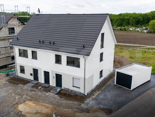 Doppelhaushälfte zum Kauf - Erstbezug provisionsfrei 485.000 € 5 Zimmer 163 m² 470 m² Grundstück frei ab 31.12.2026 Herringen Herringen 59077