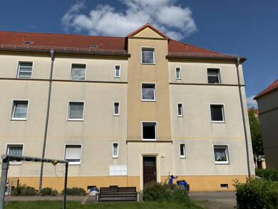 Wohnung zur Miete 385 € 2 Zimmer 55 m² 2. Geschoss frei ab 01.07.2025 Martin-Luther-Straße 5 Bitterfeld Bitterfeld-Wolfen 06749