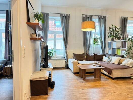Wohnung zur Miete 600 € 2 Zimmer 59,2 m² 1. Geschoss frei ab 01.01.2026 Altstadt Schwerin 19055