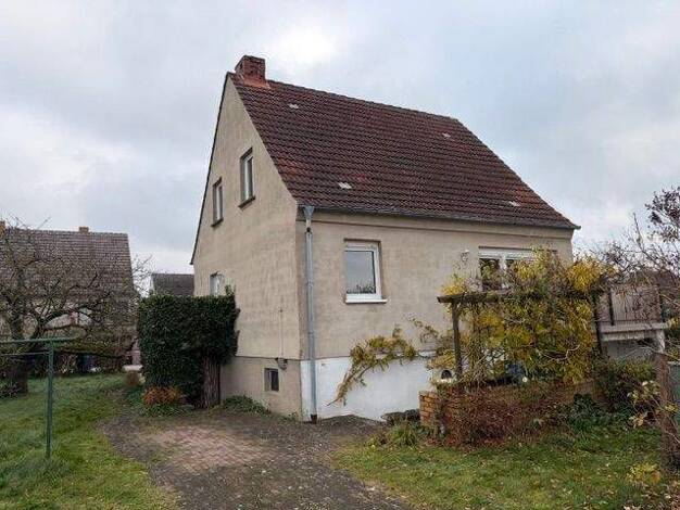 Einfamilienhaus zum Kauf 225.000 € 5 Zimmer 125 m² 530 m² Grundstück frei ab sofort Poststr. 45 Samtens 18573