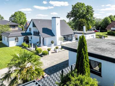 Einfamilienhaus zum Kauf 599.000 € 8 Zimmer 294 m² 2.112 m² Grundstück Papenburg Papenburg 26871
