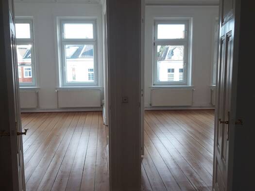 Wohnung zur Miete 1.250 € 4 Zimmer 100 m² Geschoss 2/3 frei ab 01.11.2026 St. Jürgen Lübeck 23560