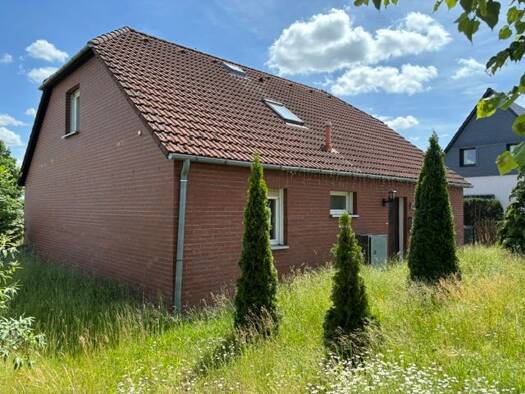 Einfamilienhaus zum Kauf 120.000 € 6 Zimmer 165 m² 2.500 m² Grundstück Uchtdorf Tangerhütte 39517