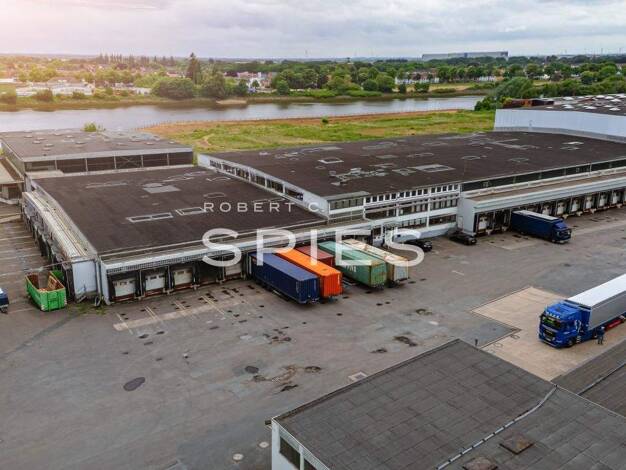 Lagerhalle zur Miete 3,50 € 6.910 m² Lagerfläche teilbar ab 6.910 m² Handelshäfen Bremen 28217