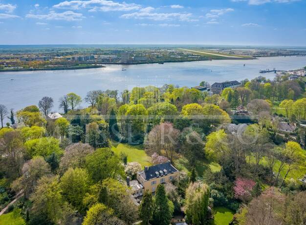 Villa zum Kauf 11.500.000 € 15 Zimmer 600 m² 10.940 m² Grundstück Othmarschen Hamburg 22605