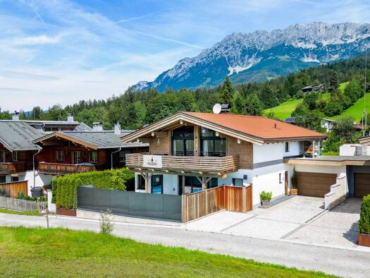 Haus zum Kauf - Erstbezug 4.400.000 € 6 Zimmer 250 m² 430 m² Grundstück Ellmau 6352